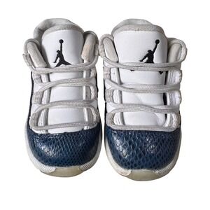 Jordan 11 Retro Low Blue Snakeskin White Navy Infant Toddler Shoes CD6849-102 5C